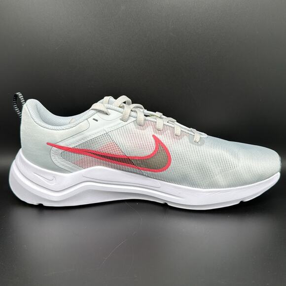 Nike Downshifter 12 Running Shoes DD9294-009 Women's Sz 11 New - Picture 7 of 10